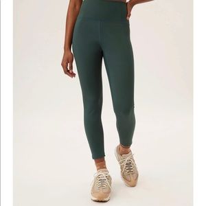 GIRLFRIEND COLLECTIVE Compressive High-Rise Legging in Moss size small
